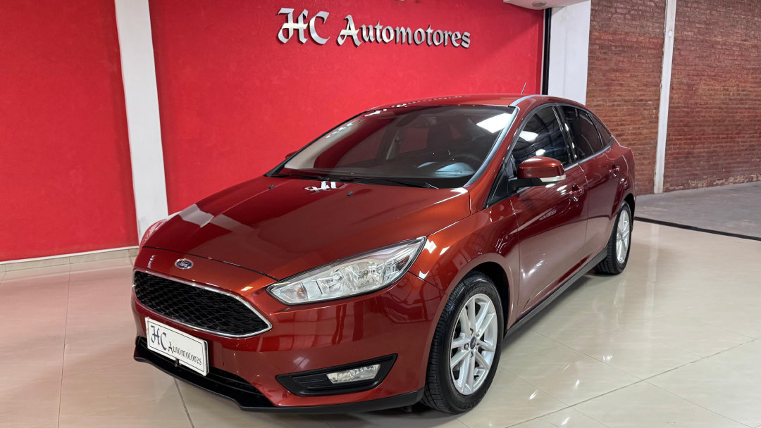 Ford Focus S 2018 - foto 1